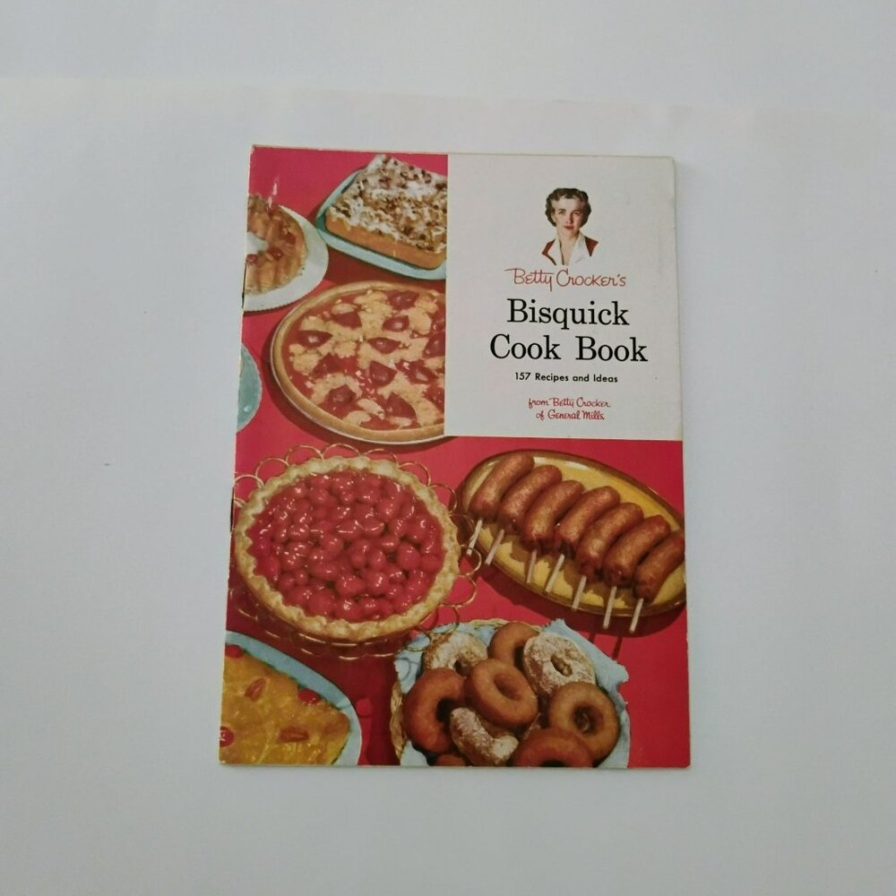 Vintage 1950s Betty Crockers Bisquick Cookbook 157 Recipes & Ideas General Mills